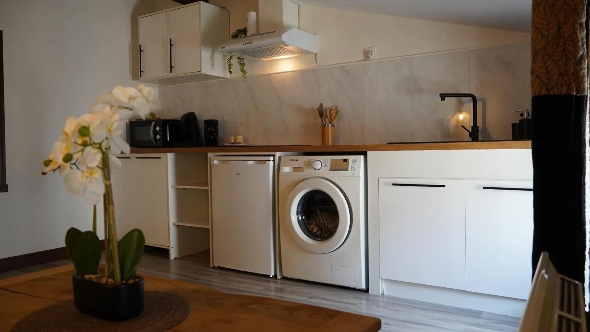 Appartement Cime - Confort & Charme Saint-Gaudens  0*, Saint-Gaudens (Haute-Garonne) France